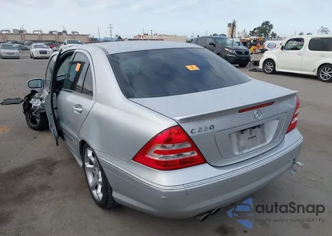 2007 Mercedes-Benz C 230 Sport из США, поврежденный, VIN WDBRF52H57F936238